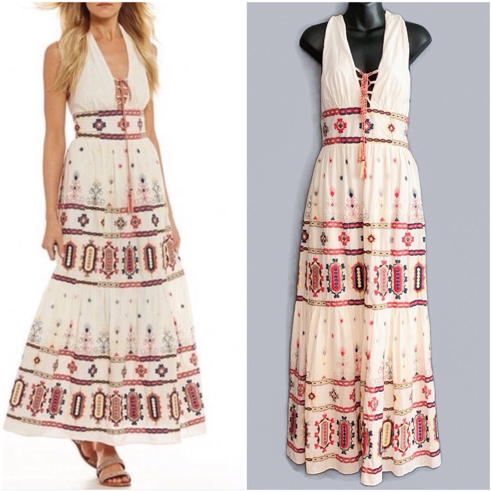 💥HP💥NWT Gorgeous Boho Embroidered Halter Dress